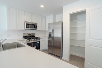 3012 Wild Dunes Cir in Katy, TX - Building Photo - Building Photo