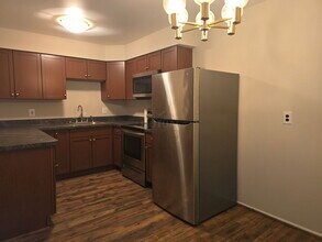 19820 W 12 Mile Rd in Southfield, MI - Building Photo - Building Photo