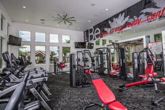 Altis Kendall Square in Miami, FL - Foto de edificio - Building Photo