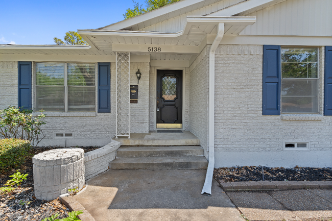 5138 Breakwood Dr in Dallas, TX - Building Photo - Building Photo
