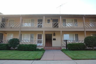 1012 W San Fernando St in San Jose, CA - Foto de edificio - Building Photo