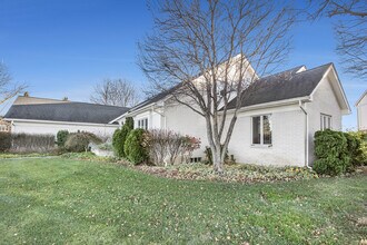 46425 Palmer Dr in Shelby Township, MI - Building Photo - Building Photo