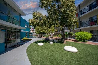 Sahara in Tucson, AZ - Building Photo - Building Photo