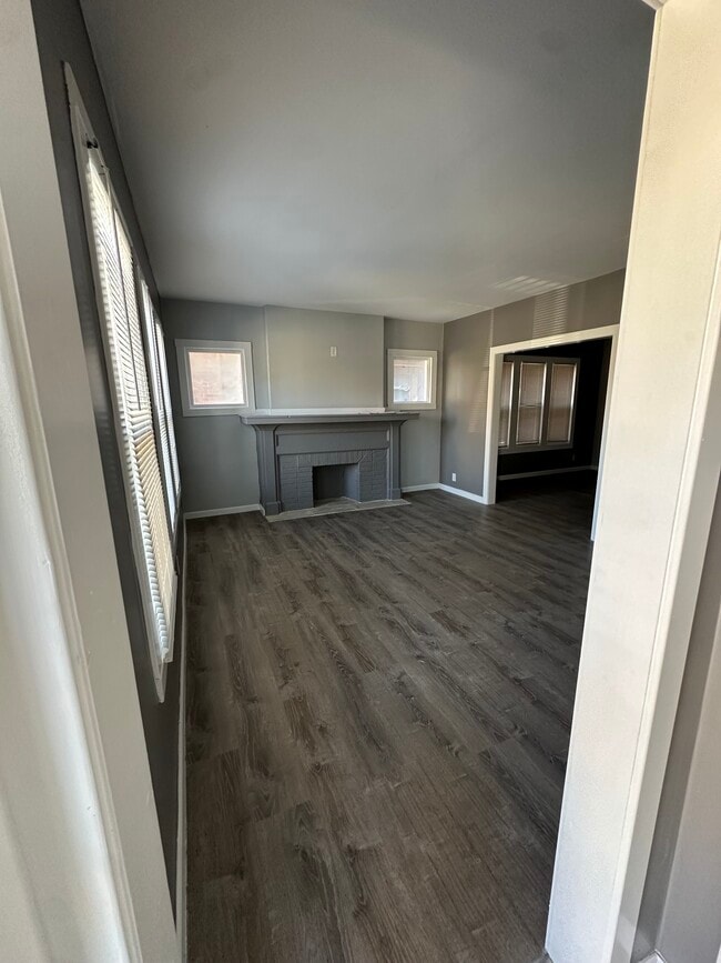 3297 Clements St, Unit 1 in Detroit, MI - Foto de edificio - Building Photo