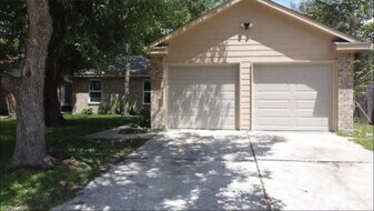 5443 Quail Tree Ln in Humble, TX - Building Photo