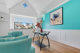 6518 Kury Ln in Houston, TX - Foto de edificio - Building Photo