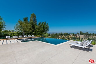 5757 Hoback Glen Rd in Hidden Hills, CA - Building Photo - Building Photo