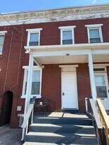 247 N Sherman St in York, PA - Building Photo