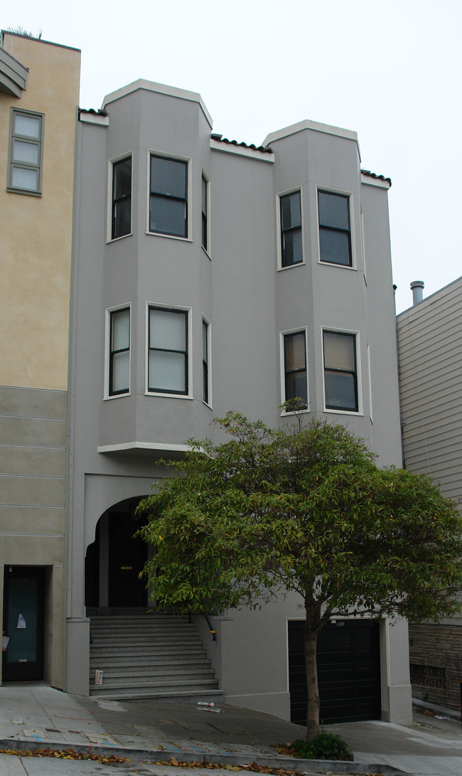 661-665 Greenwich St in San Francisco, CA - Building Photo - Building Photo