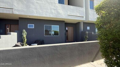 3150 E Glenrosa Ave in Phoenix, AZ - Building Photo - Building Photo