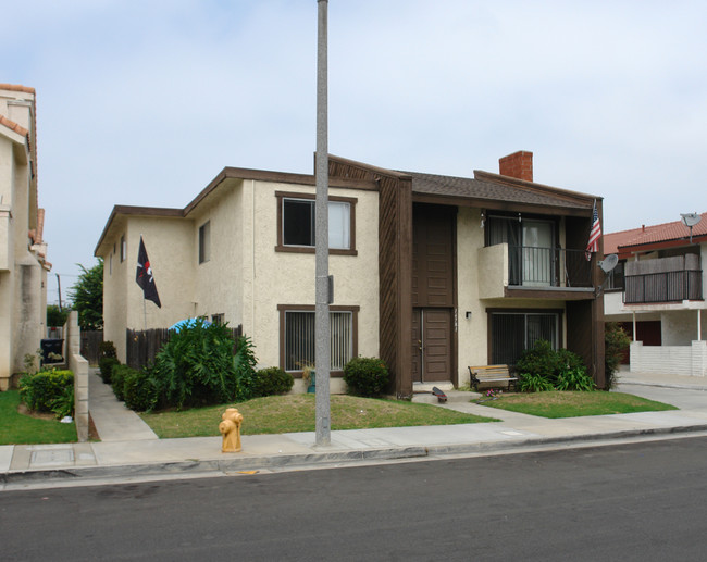 16781 Blanton St in Huntington Beach, CA - Building Photo - Building Photo