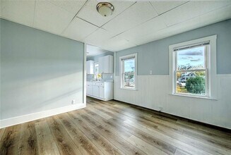 68 Division St in Lincoln, RI - Building Photo - Building Photo