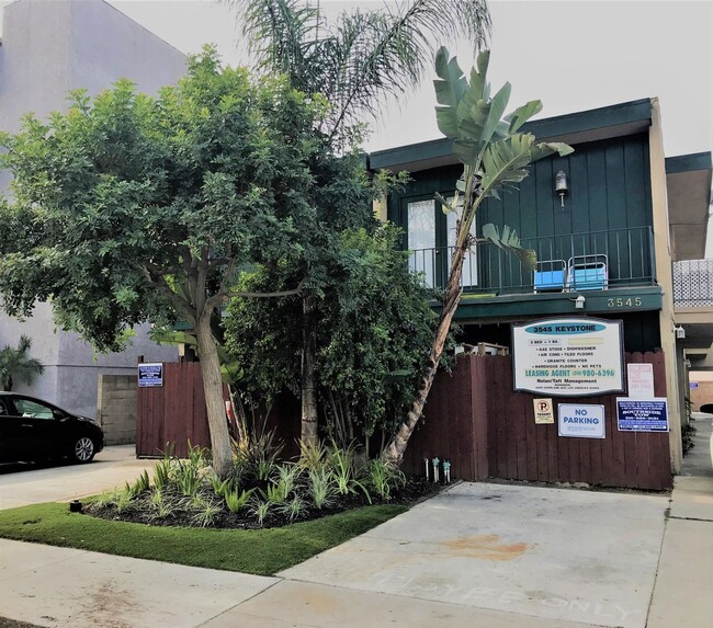 3545 Keystone Av, Unit 4