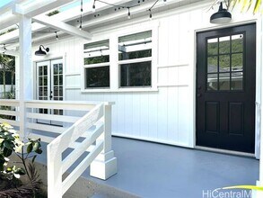 620 Hind Iuka Dr in Honolulu, HI - Building Photo - Building Photo