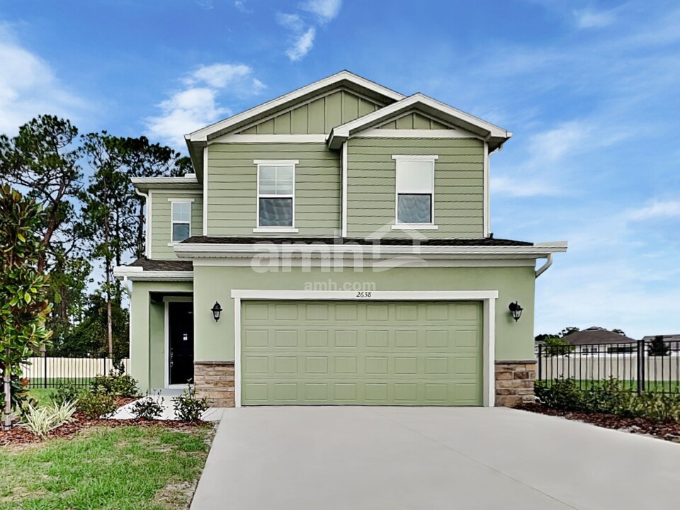 2638 Sunrise Lndg Lp in Tavares, FL - Building Photo