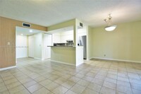 8077 NW 15th Manor in Plantation, FL - Building Photo - Building Photo