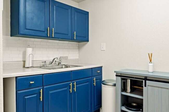 3446 N Marion St-Unit -3446 N Marion St Unit B in Denver, CO - Building Photo - Building Photo