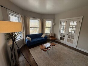 1359 W Touhy Ave in Chicago, IL - Building Photo - Building Photo