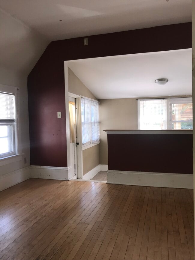 3316 N Downer Ave, Unit 3316 in Milwaukee, WI - Building Photo - Building Photo