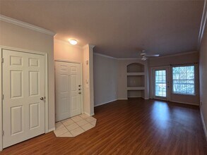 3045 Marina Bay Dr in League City, TX - Building Photo - Building Photo