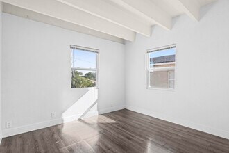 812 19th St in West Palm Beach, FL - Building Photo - Building Photo