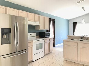 11236 Moonshine Creek Cir in Orlando, FL - Building Photo - Building Photo