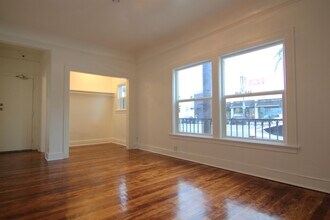 6358 Yucca St in Los Angeles, CA - Building Photo - Building Photo