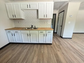 3010 Indiana Ave in Nashville, TN - Building Photo - Building Photo