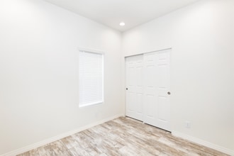 35312 Santa Fe St in Daggett, CA - Building Photo - Building Photo