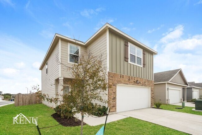 5258 Dawn Break in Saint Hedwig, TX - Building Photo - Building Photo