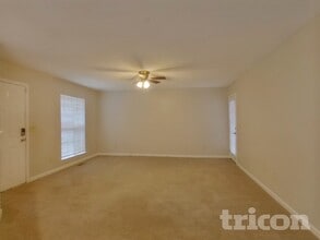 120 Stockland Rd in Irmo, SC - Building Photo - Building Photo