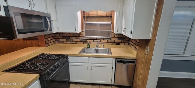 1243 W 29th St in Jacksonville, FL - Building Photo - Building Photo