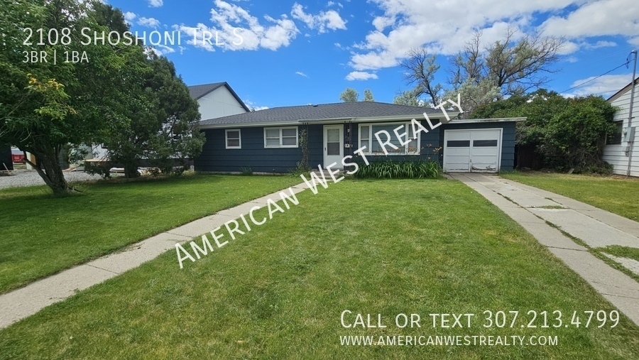 2108 Shoshone Trail S in Cody, WY - Building Photo