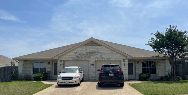 property at 4702 John David Dr