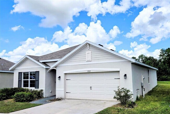 35525 Stella Vast Dr in Zephyrhills, FL - Building Photo - Building Photo