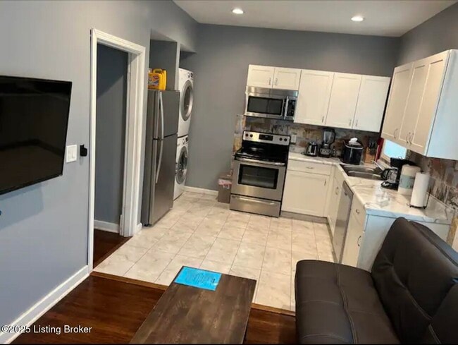 property at 1905 Bardstown Rd