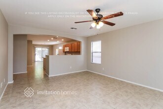 8852 E Plana Ave in Mesa, AZ - Foto de edificio - Building Photo