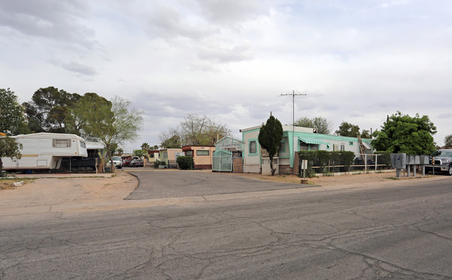 Sun City in Tucson, AZ - Building Photo - Building Photo