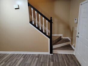 321 Acaro Ct in Ellenwood, GA - Building Photo - Building Photo