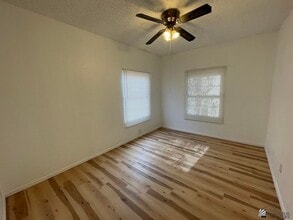 242 S 15th Ave in Yuma, AZ - Building Photo - Building Photo