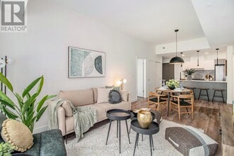 600 Mountaineer Private in Ottawa, ON - Building Photo - Building Photo
