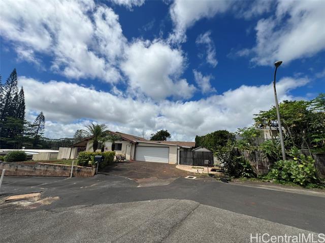 436 Kanoelehua Pl in Wahiawa, HI - Building Photo - Building Photo