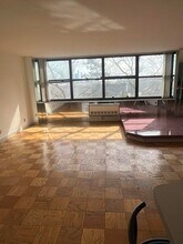 7002 JFK Blvd E in West New York, NJ - Building Photo - Building Photo