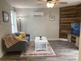 1504 Pierce St, Unit B in Lynchburg, VA - Building Photo