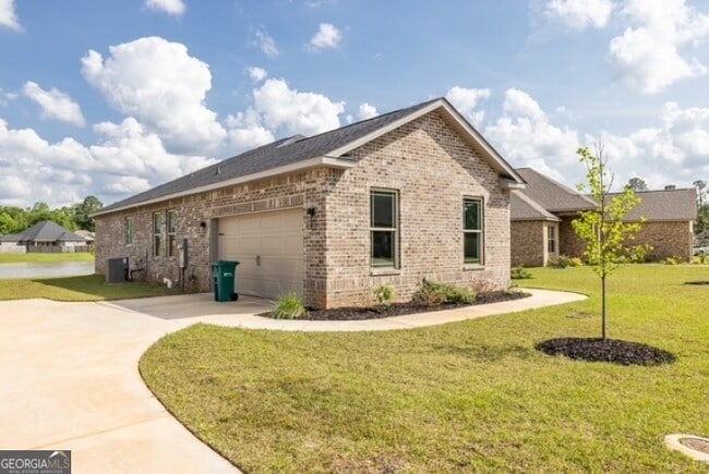 112 Gwendolyn Ave in Perry, GA - Building Photo - Building Photo