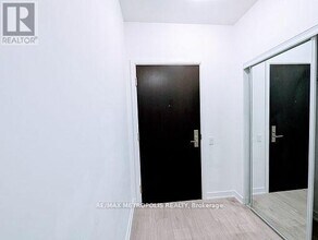 8 Nahani Way in Mississauga, ON - Building Photo - Building Photo
