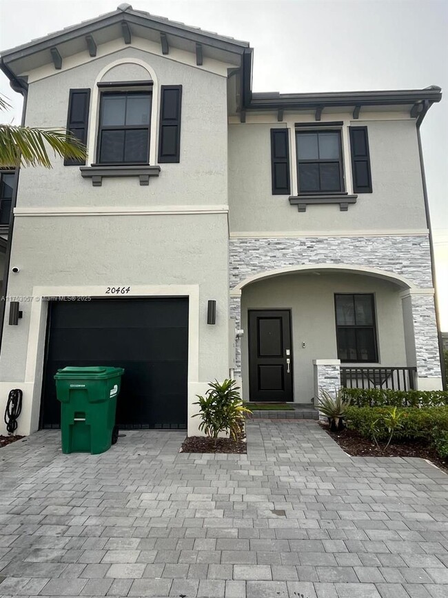 20464 NW 6th Pl in Miami, FL - Building Photo - Building Photo