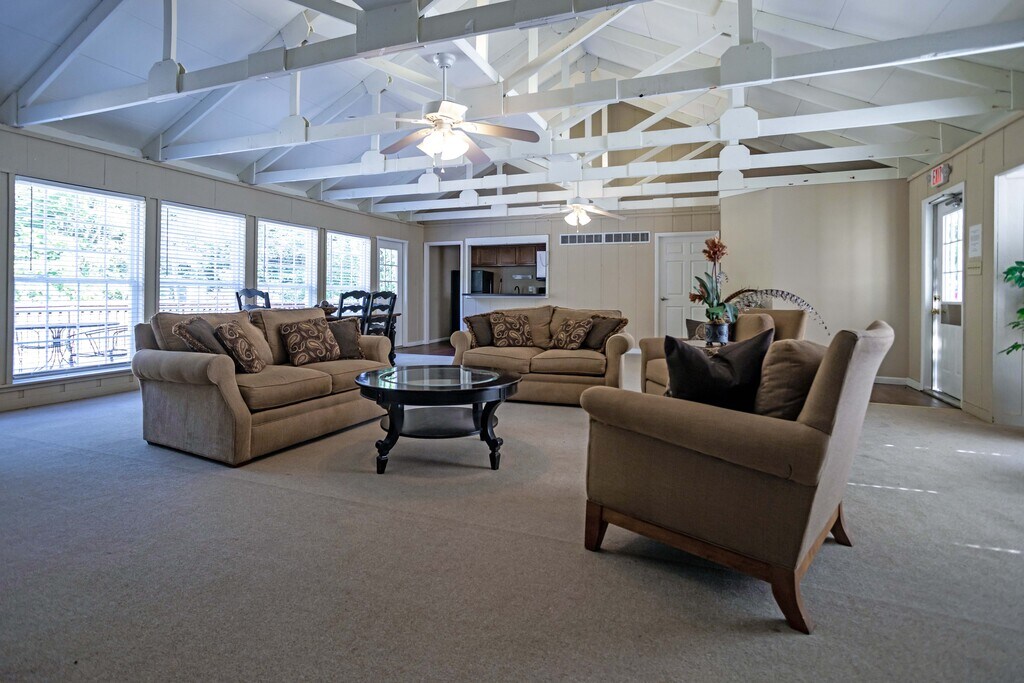 Greenmar Apartments in Fenton, MO