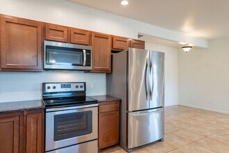 436 E Waverly St in Tucson, AZ - Foto de edificio - Building Photo