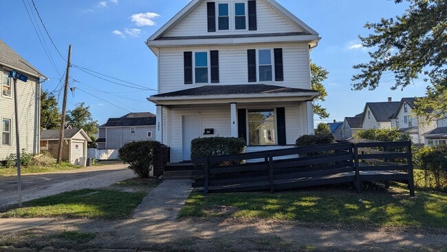 305 Plummer St in Oil City, PA - Building Photo - Building Photo